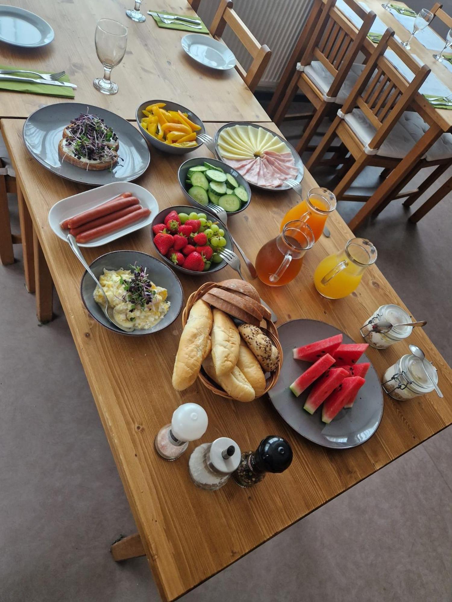 Sport Relax Hotel Na Kopecku Krinec 外观 照片