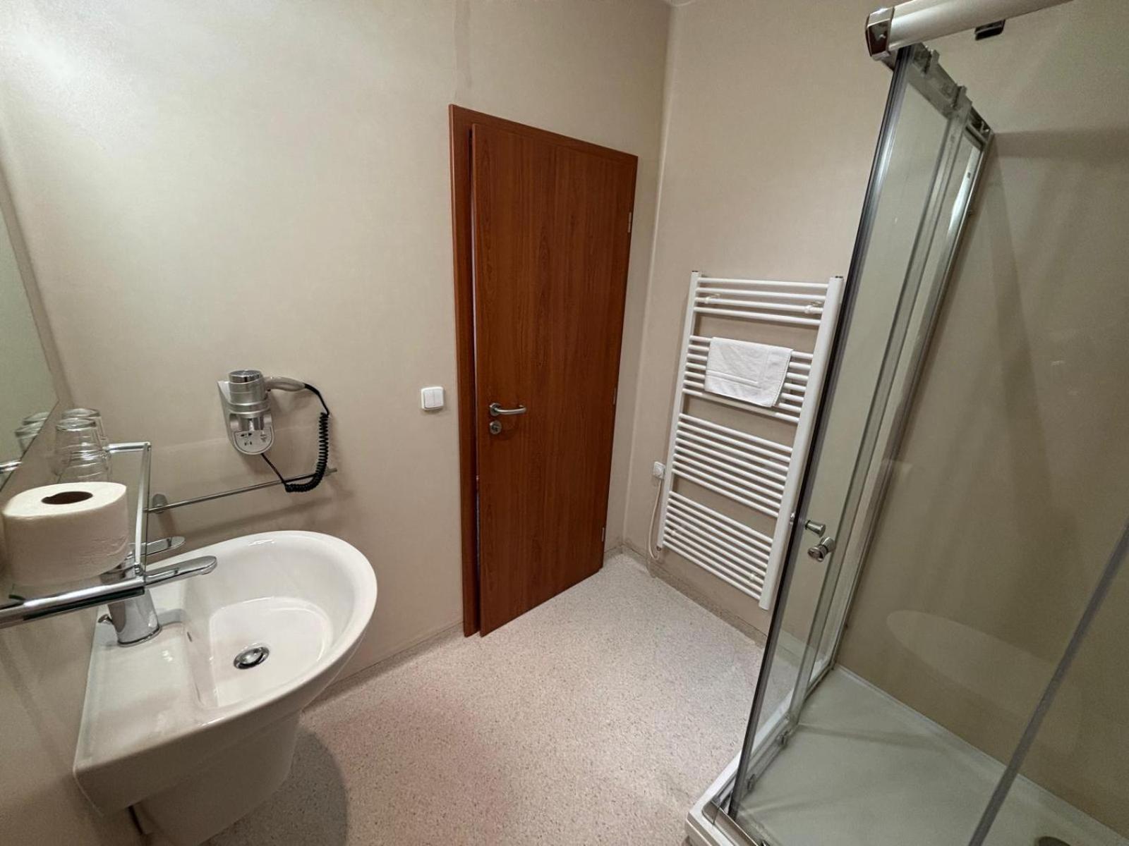 Sport Relax Hotel Na Kopecku Krinec 外观 照片