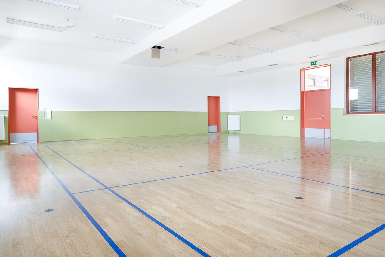 Sport Relax Hotel Na Kopecku Krinec 外观 照片